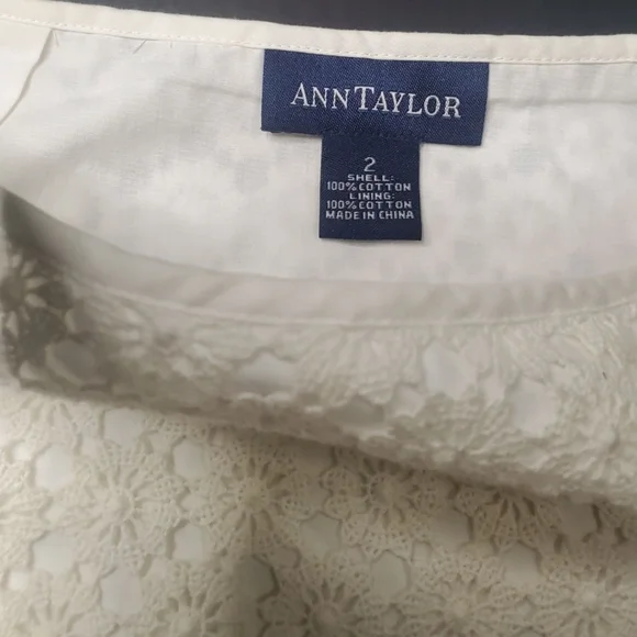 Ann Taylor Ivory Floral Lace A-Line Skirt Size 2 - Picture 3 of 6